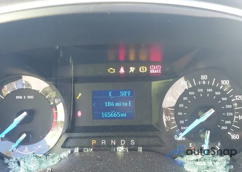 2015 Ford Fusion S z USA, uszkodzony, nr VIN 1FA6P0G75F5116563